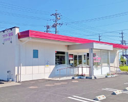 フラワー薬局服部店